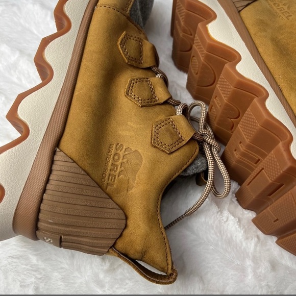 SOREL Women’s  KINETIC CARIBOU Waterproof Boot Size 5 - Picture 5 of 14